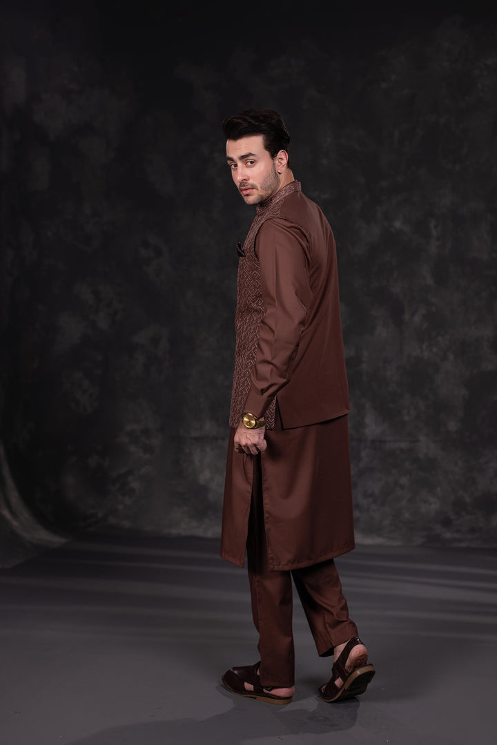 Elhan Reddish – kafoorclothing